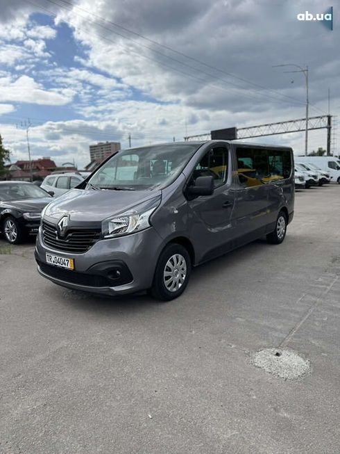 Renault Trafic 2016 - фото 5