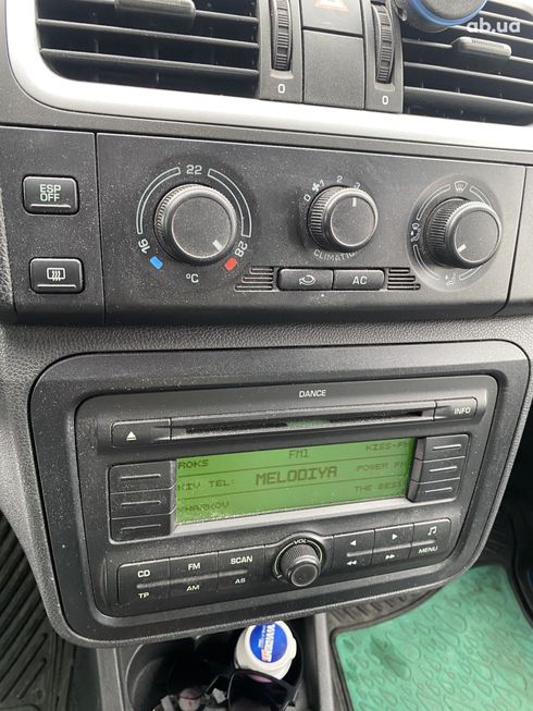 Skoda Fabia 2008 вишневый - фото 8