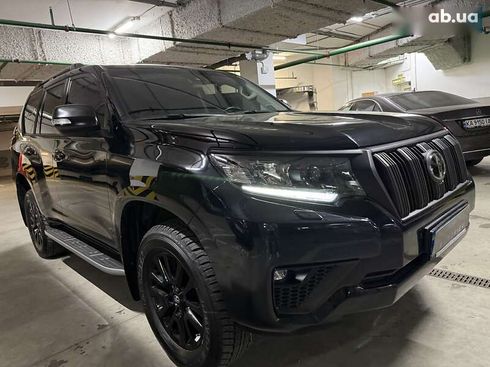 Toyota Land Cruiser Prado 2023 - фото 2