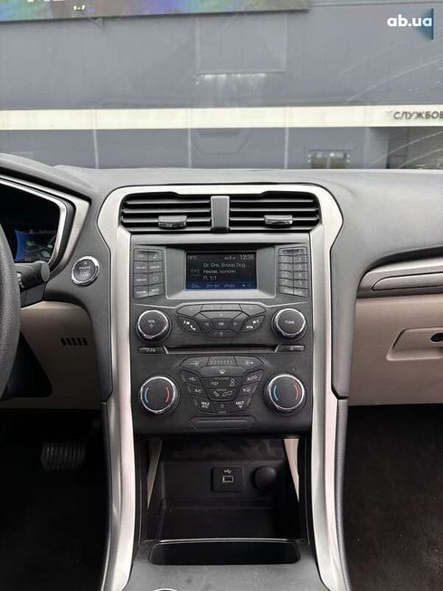 Ford Fusion 2017 - фото 27