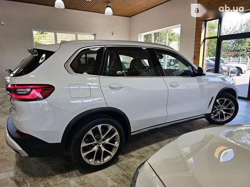 BMW X5 2019 - фото 30