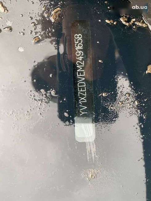 Volvo XC40 2020 - фото 27