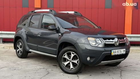 Renault Duster 2017 - фото 8