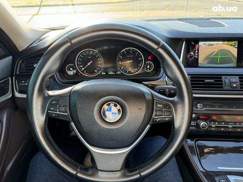 BMW 5 серия 2015 серый - фото 14