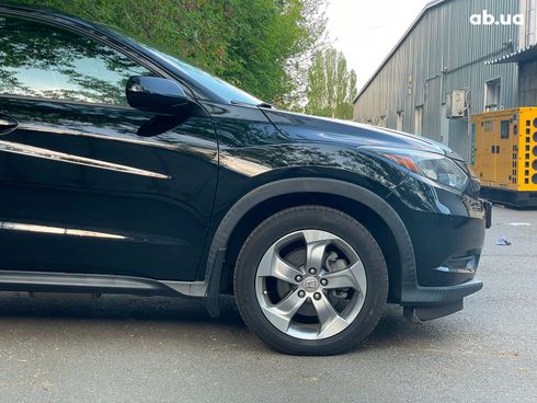 Honda HR-V 2018 черный - фото 4