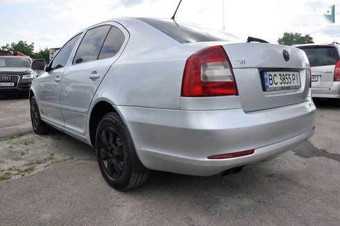 Skoda Octavia 2011 - фото 11