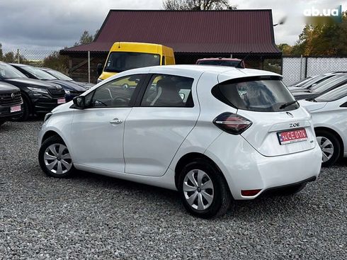 Renault Zoe 2020 - фото 11