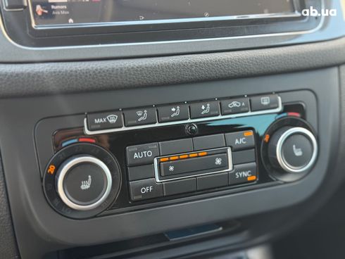 Volkswagen Tiguan 2013 белый - фото 29