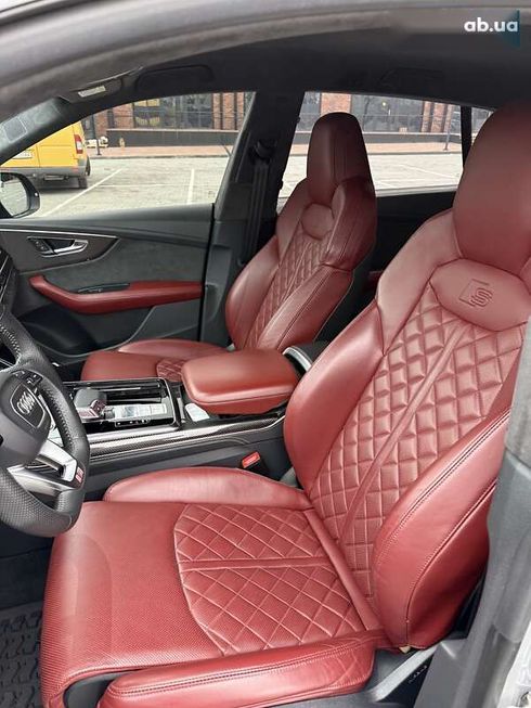 Audi SQ8 2020 - фото 15