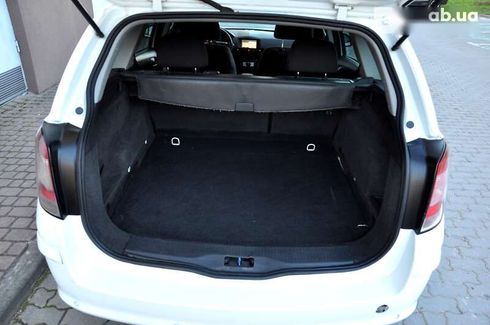 Opel Astra 2010 - фото 18