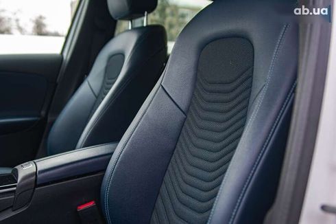 Mercedes-Benz A-Класс 2019 - фото 19