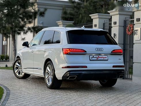 Audi Q7 2025 - фото 10