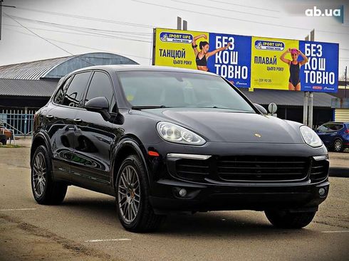 Porsche Cayenne 2017 - фото 2