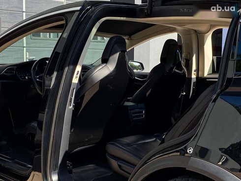 Tesla Model X 2017 - фото 16