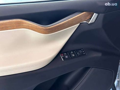 Tesla Model X 2018 - фото 14