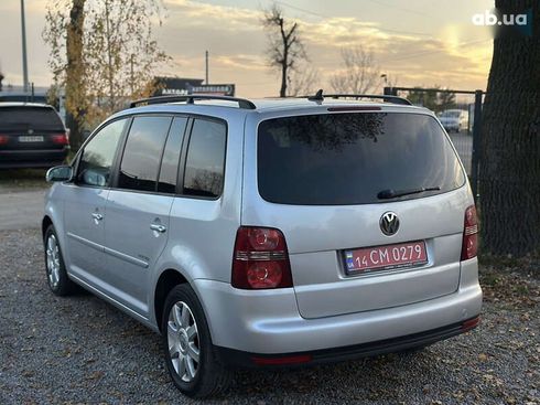 Volkswagen Touran 2008 - фото 15