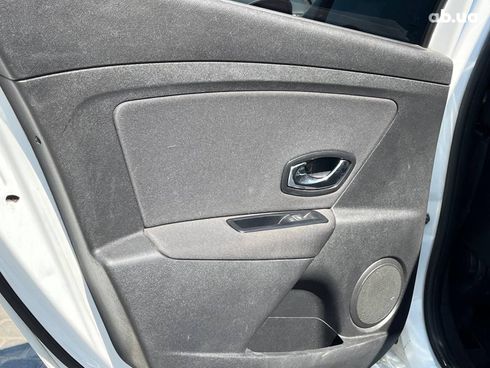 Renault Megane 2014 белый - фото 15