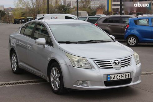 Toyota Avensis 2009 - фото 2