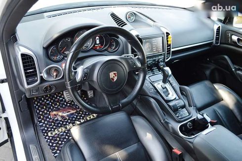 Porsche Cayenne 2012 - фото 26