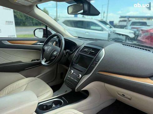 Lincoln MKC 2019 - фото 9