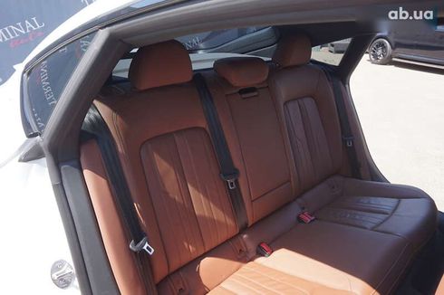 Audi A7 2021 - фото 30