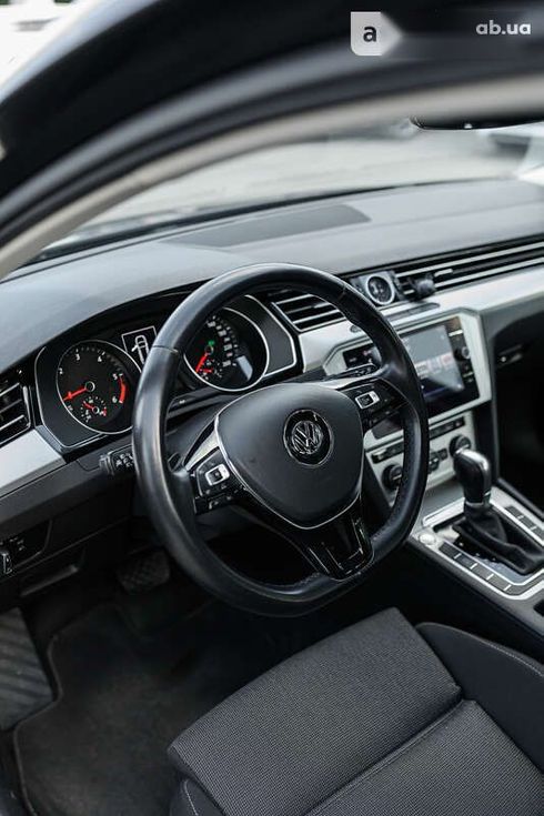 Volkswagen Passat 2018 - фото 19