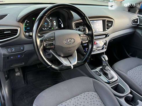 Hyundai Ioniq 2017 - фото 13