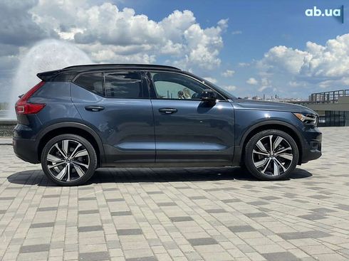 Volvo XC40 2021 - фото 30