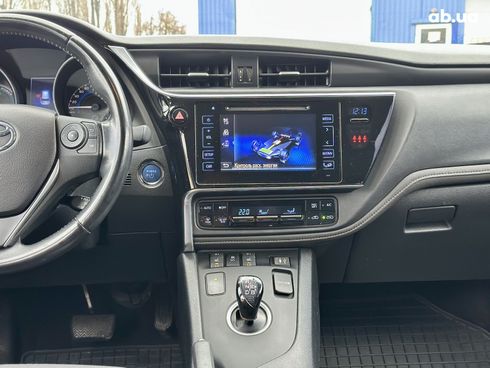 Toyota Auris 2015 синий - фото 12