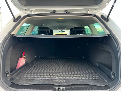 Volkswagen Passat 2016 белый - фото 41