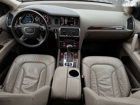 Audi Q7 2012 - фото 8