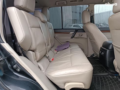 Mitsubishi Pajero Wagon 2008 черный - фото 37