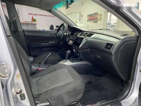 Mitsubishi Lancer 2007 - фото 28