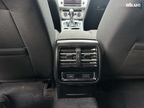 Volkswagen Passat 2016 - фото 27