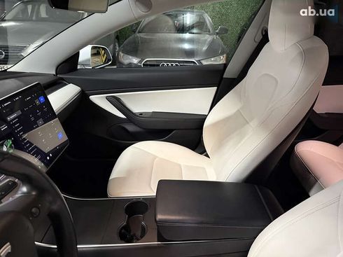 Tesla Model 3 2019 - фото 23