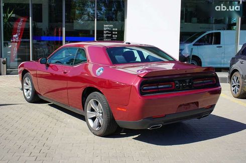 Dodge Challenger 2019 - фото 7