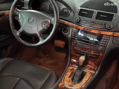 Mercedes-Benz E-Класс 2004 серый - фото 20