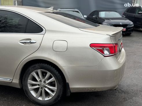 Lexus ES 2009 бежевый - фото 9