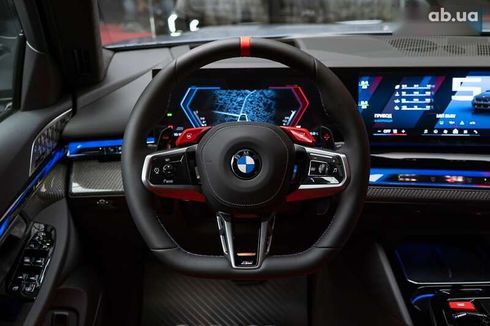 BMW M5 2025 - фото 23