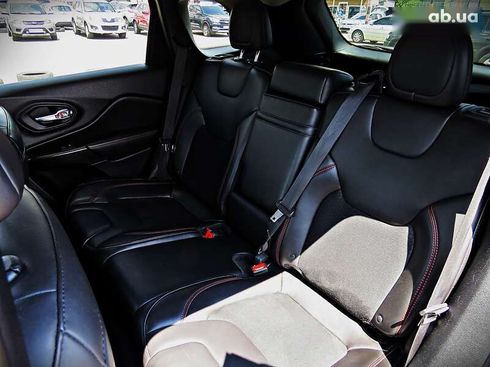 Jeep Cherokee 2018 - фото 17