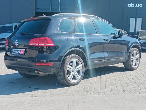 Volkswagen Touareg 2014 черный - фото 7