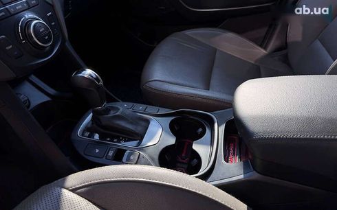 Hyundai Grand Santa Fe 2018 - фото 13