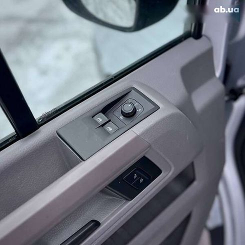 Volkswagen Crafter 2018 - фото 17