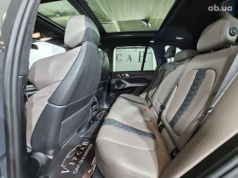 BMW X5 M 2021 - фото 20