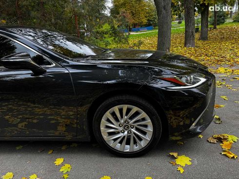 Lexus ES 2021 черный - фото 5