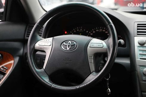 Toyota Camry 2008 - фото 12