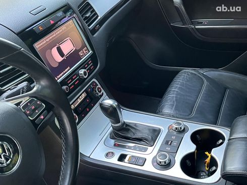 Volkswagen Touareg 2011 черный - фото 100