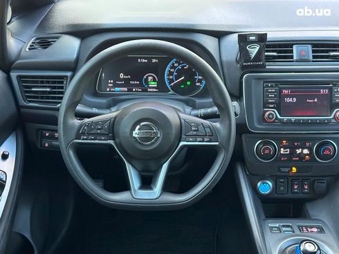 Nissan Leaf 2018 черный - фото 19