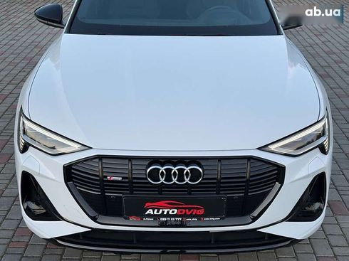 Audi E-Tron 2020 - фото 11