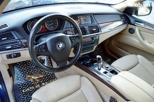 BMW X5 2010 - фото 26